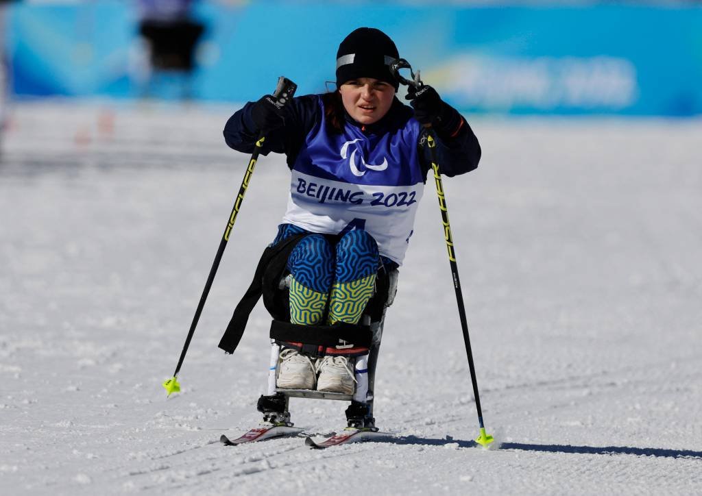 Ucraniana desiste da Paralimpíada após pai ser capturado por forças russas