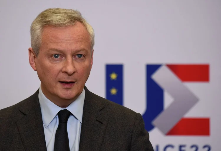 French Economy and Finance Minister Bruno Le Maire talks at the Economy Ministry on March 2, 2022 after an exceptional Ecofin visio meeting about the Ukraine crisis. (Photo by Eric PIERMONT / AFP) (Photo by ERIC PIERMONT/AFP via Getty Images) (Eric Piermont/Getty Images)