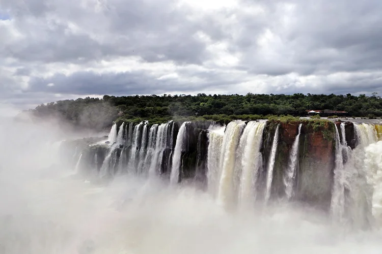 Parque Nacional do Iguaçu: O parque foi criado em 1939 e está localizado na cidade de Foz do Iguaçu, no Paraná. Ao todo, tem uma área de aproximadamente 200 mil hectares (David Silverman/Getty Images/Getty Images)