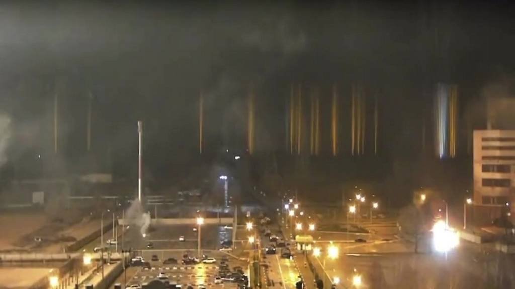 Incêndio afetou a maior central nuclear da Europa, em Zaporizhia, após ataque da Rússia