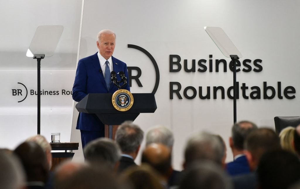 US-POLITICS-ECONOMY-BUSINESS