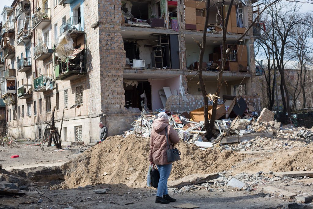 Rússia está provocando "destruição catastrófica" em Lysychansk, afirma governador