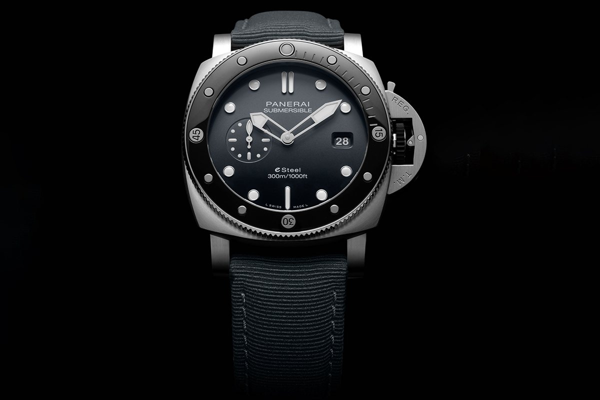 Submersible QuarantaQuattro eSteel Submersible QuarantaQuattro eSteel