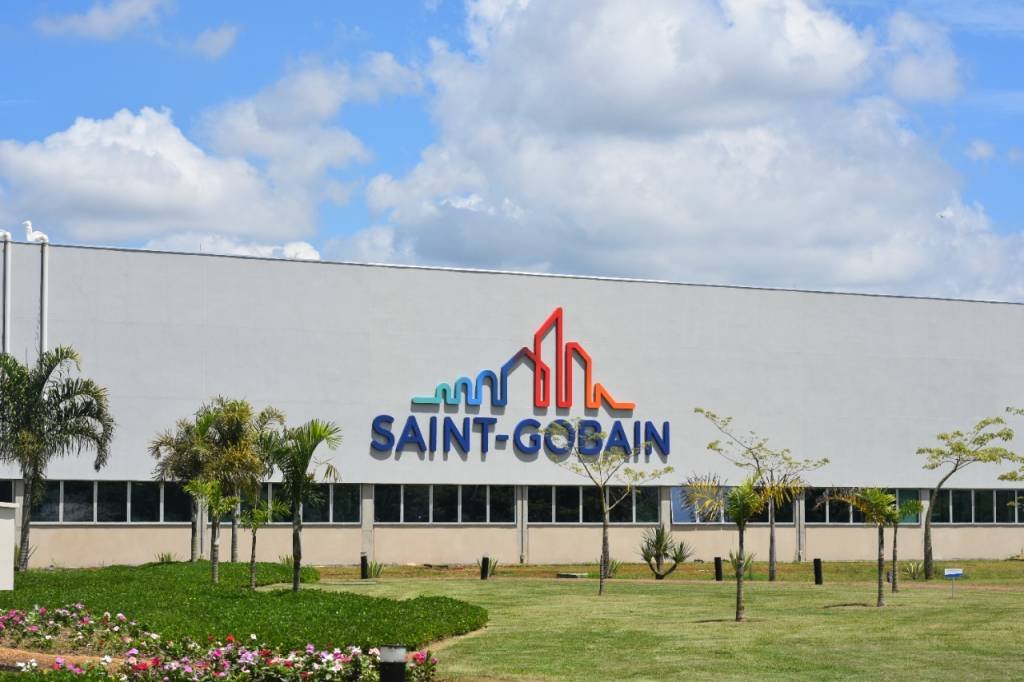 Programa de Trainee Saint-Gobain 2024: Ao todo são 26 vagas nas áreas Comercial, Compras, Finanças, Industrial, Pesquisa e Desenvolvimento, Supply Chain, além de Produto e Recursos Humanos (Saint-Gobain/Divulgação)