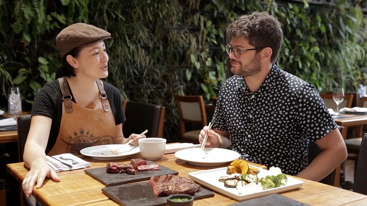 Revolução do Churrasco: a chef Ligia Karazawa é especializada em assados. (Foto/Exame)