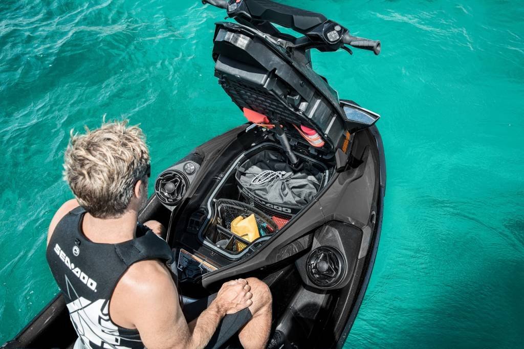 Jet Sea-Doo RXT-X 300