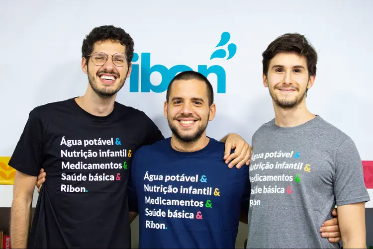 Carlos Menezes, João Moraes e Rafael Rodeiro, cofundadores da Ribon (Ribon/Divulgação)