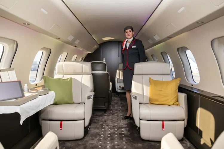 A nova aeronave para voos privados, Bombardier Global 7500, apresentada em 3 de março de 2022 em Genebra, na Suíça (Nathalie OLOF-ORS/AFP)