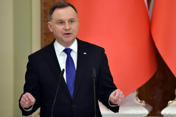 Presidente polonês Andrzej Duda participa de uma coletiva de imprensa conjunta com seus colegas ucranianos e lituanos (AFP/AFP)