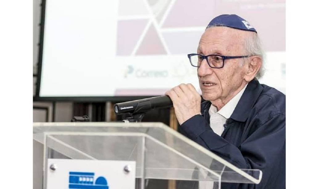 Morre aos 94 anos Andor Stern, brasileiro sobrevivente do Holocausto