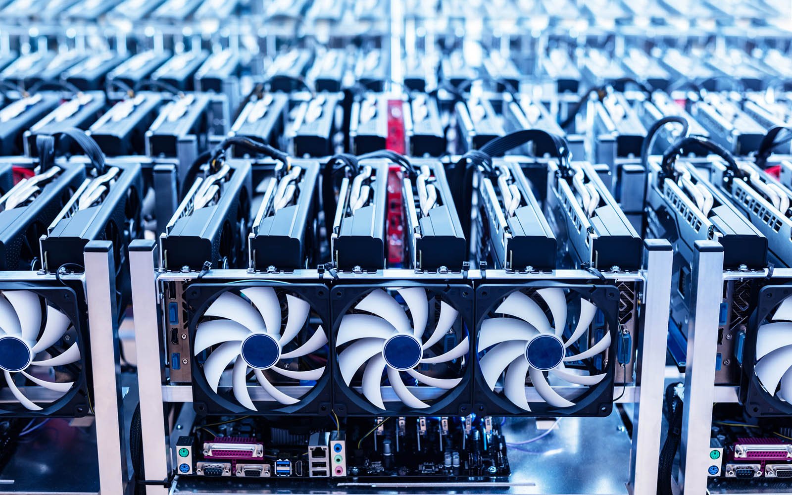 Mineração de criptomoedas: Por que empresas do setor estão falindo?