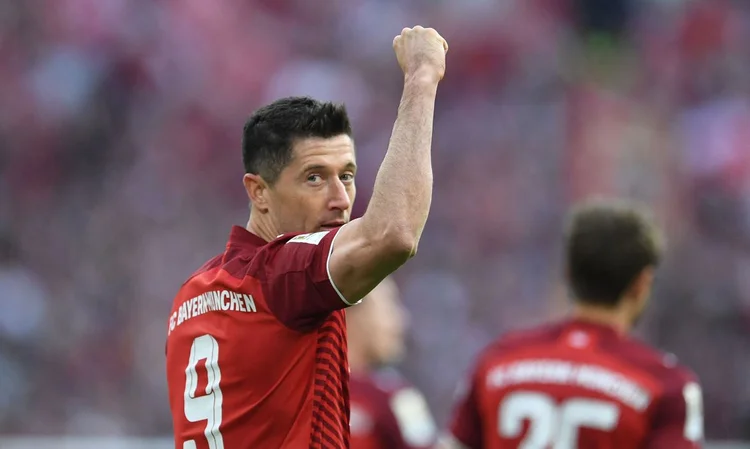 Robert Lewandowski: segundo gol da vitória (Andreas Gebert/Reuters)