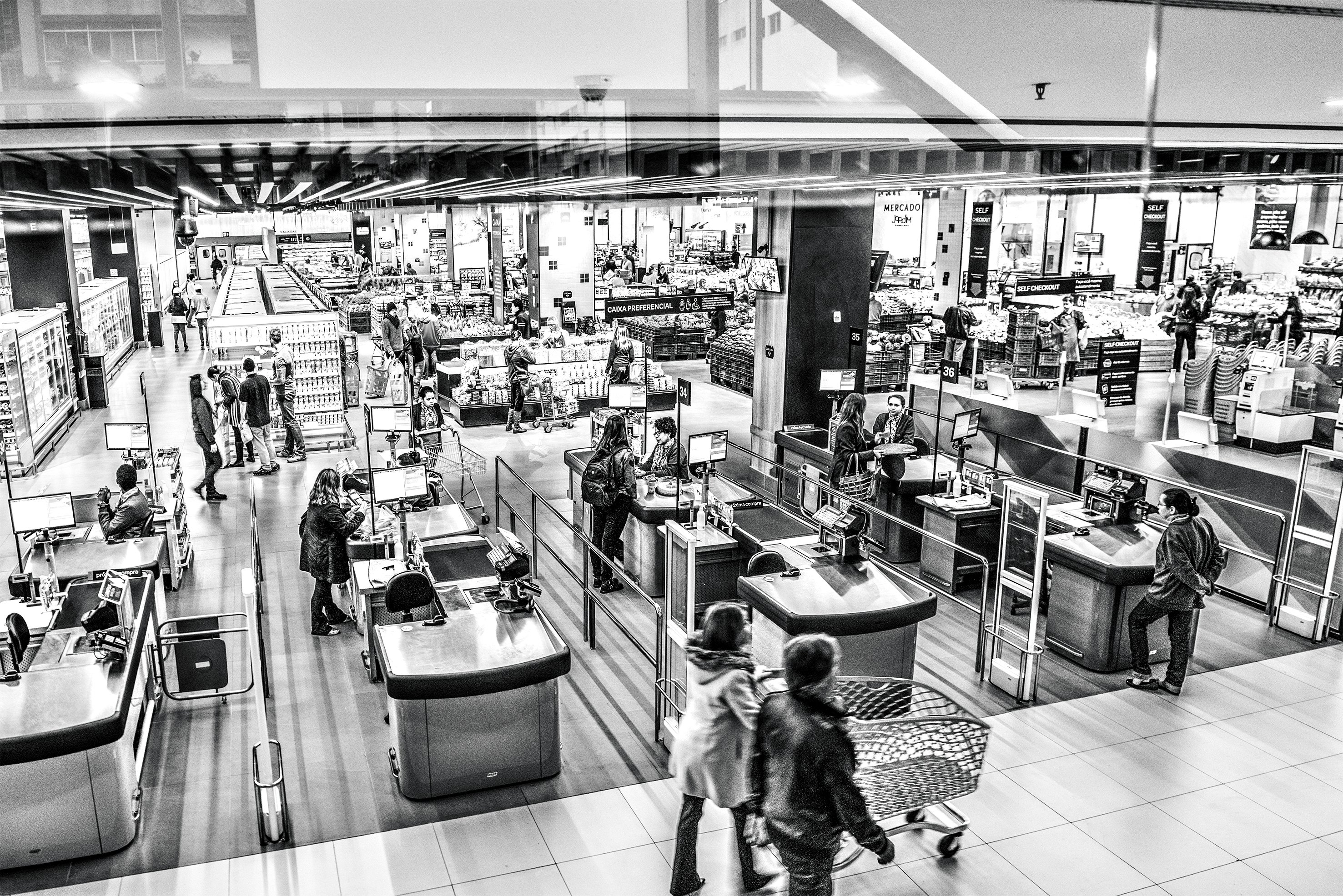 CARREFOUR DA Rua Pamplona e ShoppingFoto: Germano Lüders1/08/2017