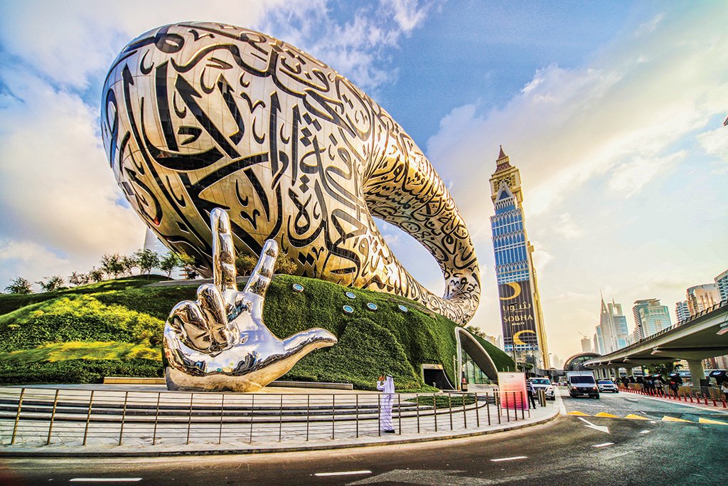 Dubai de olho no futuro com tecnologia, turismo e infraestrutura