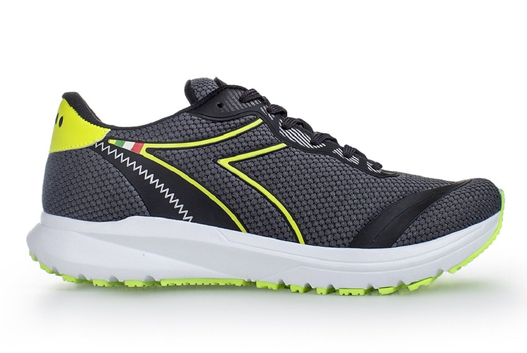 Diadora