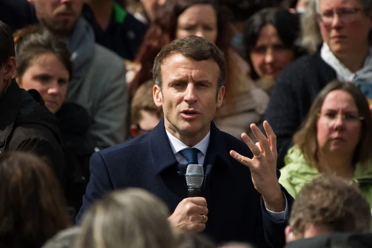 Macron: presidente francês deve ter eleição mais disputada no segundo turno do que em 2017 (Nathan Laine/Bloomberg/Getty Images)