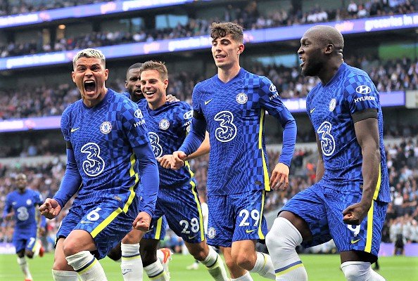 Chelsea: Thiago Silva (esq.), Azpilicueta, Kai Havertz e Lukaku comemoram gol (Catherine Ivill/Getty Images)