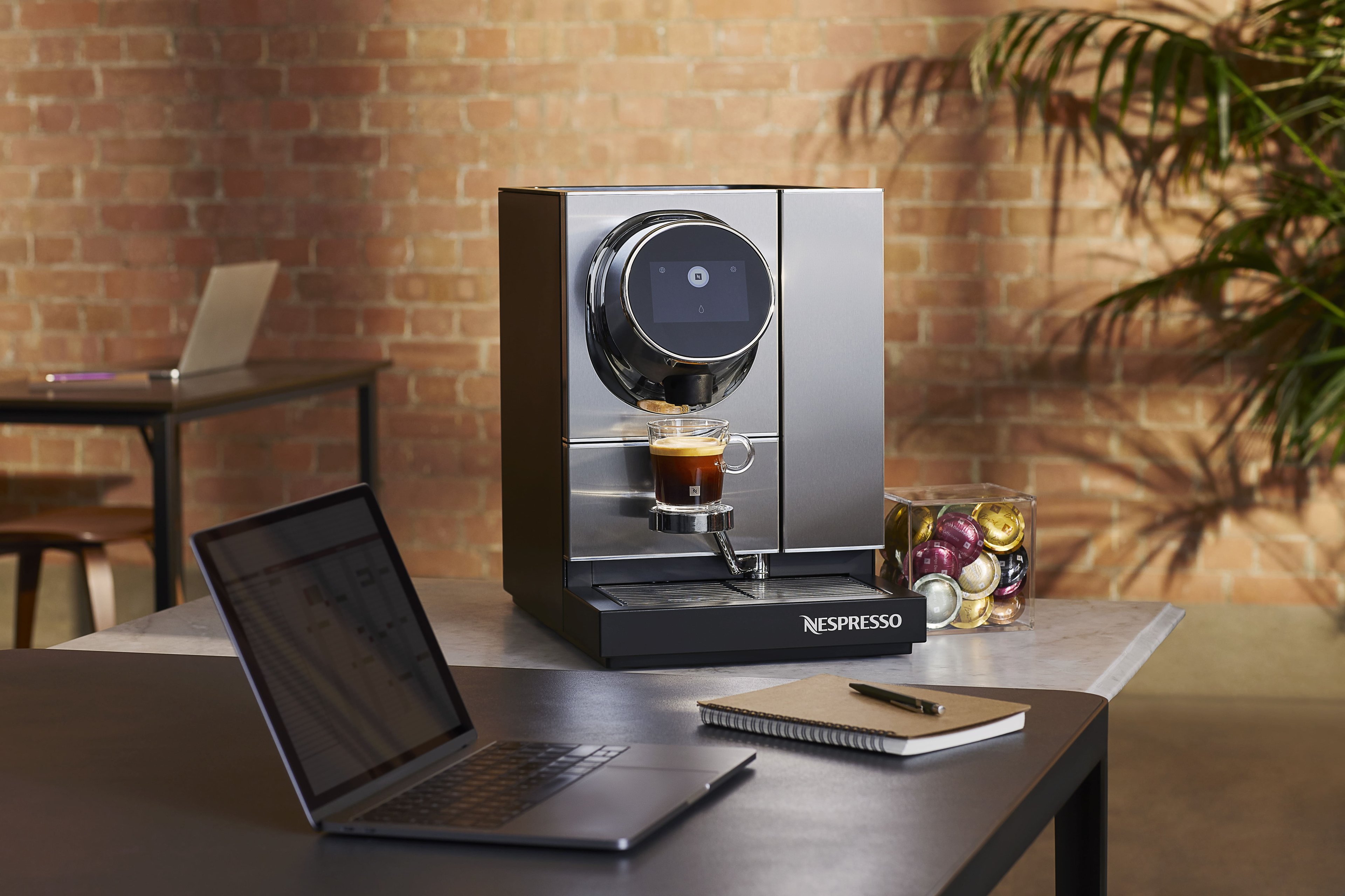 Modelo híbrido? Por que a Nespresso decidiu reforçar o modelo B2B