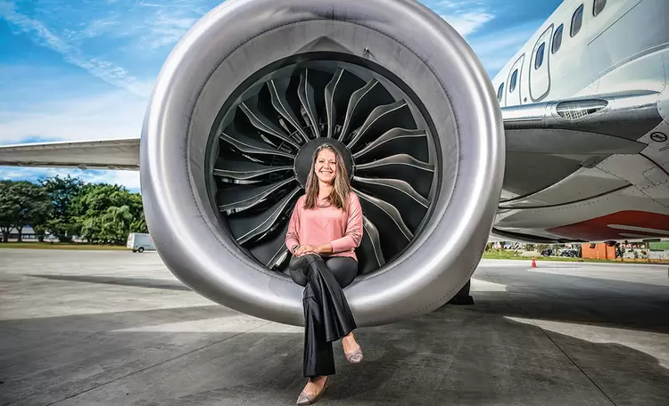 Carolina Trancucci, da Gol: visita ao hangar para resolver sensação de calor nas aeronaves  (Eduardo Frazão/Exame)