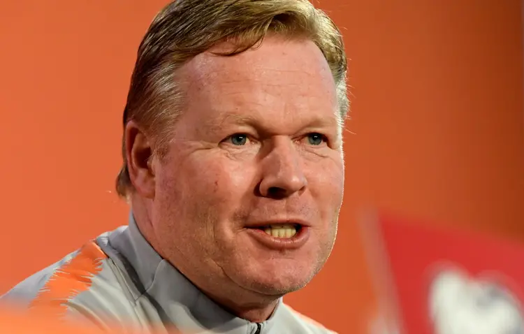 Técnico da Holanda, Ronald Koeman: ele substituirá o treinador atual após a Copa do Catar. (Piroschka Van De Wouw/Reuters)