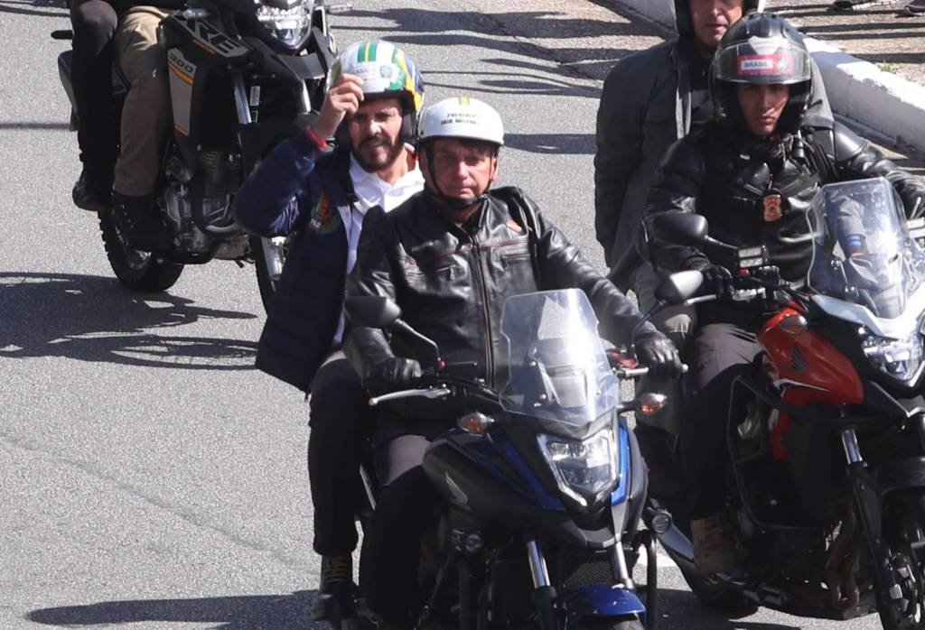 Bolsonaro participa de motociata em São Paulo nesta sexta-feira