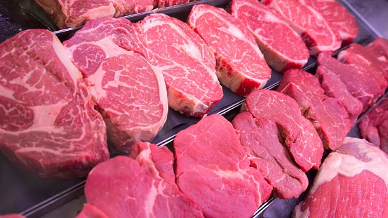EUA faz recall de carne nobre contaminada por variante rara de bactéria (Getty Images/Getty Images)