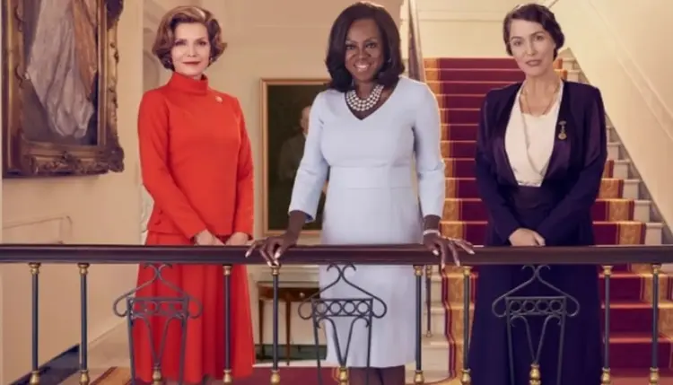 Viola Davis é Michelle Obama, Michelle Pfeiffer é Betty Ford e Gillian Anderson é Eleanor Roosevelt na série "The First Lady", no Paramount+. (Paramount+/Divulgação)