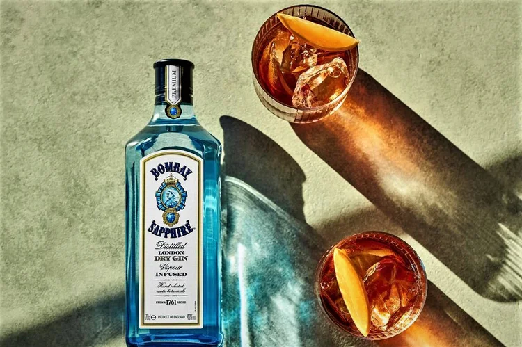 Gin Bombay: gin e marca de especiarias homenageiam mesma cidade indiana (Gin Bombay/Divulgação)