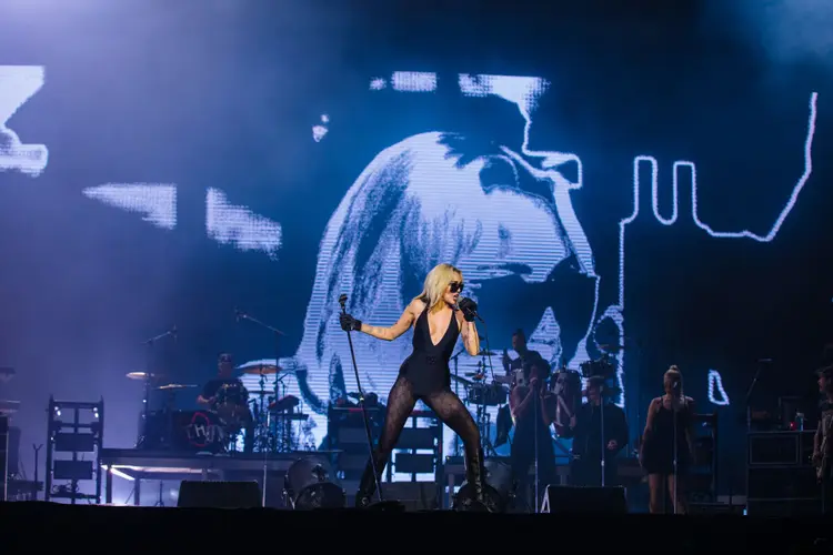 Miley Cyrus durante apresentação no Lollapalooza Brasil 2022 (Mauricio Santana / Colaborador/Getty Images)