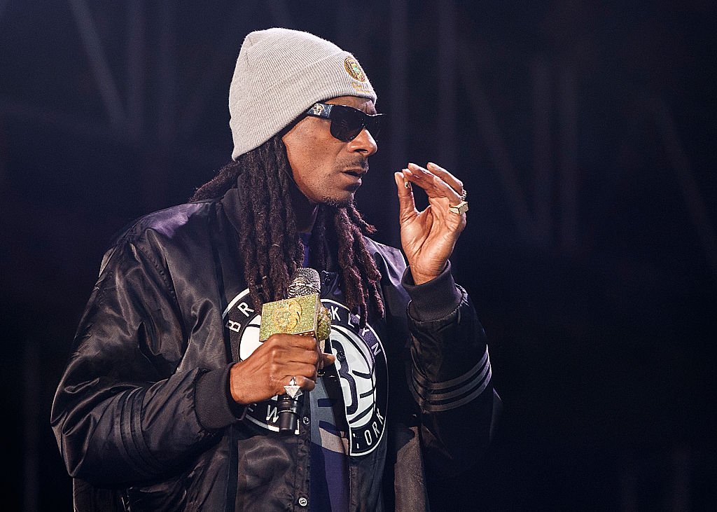 Snoop Dogg anunciou iniciativa que une duas de suas maiores paixões: NFTs e maconha (Andrew Chin/Getty Images)
