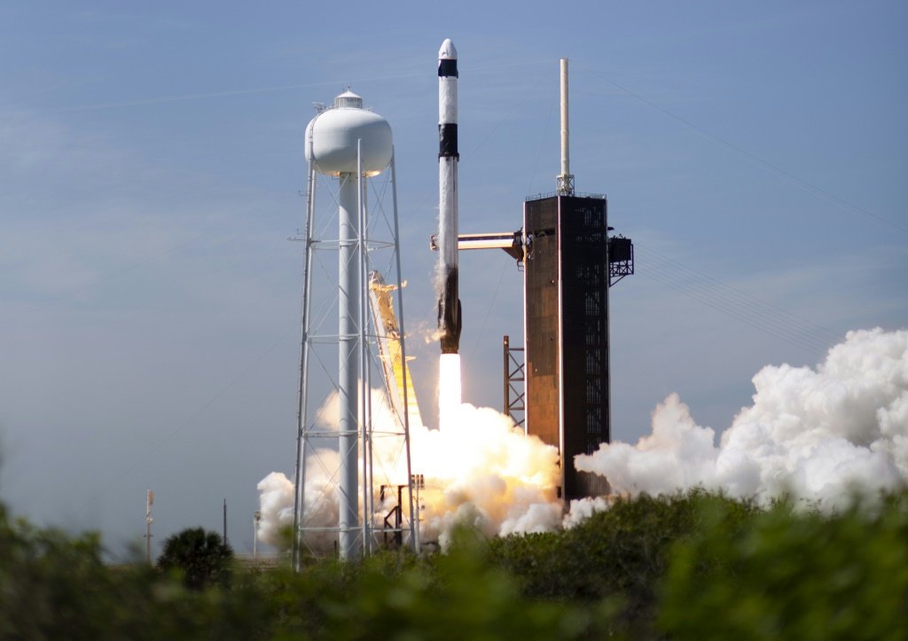 NASA contrata SpaceX para mais cinco missões espaciais por US$ 1,4 bilhão