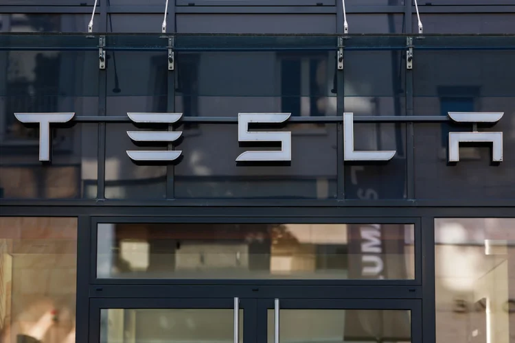 Tesla: empresa divulga lucro líquido acima do esperado (Jeremy Moeller / Colaborador/Getty Images)