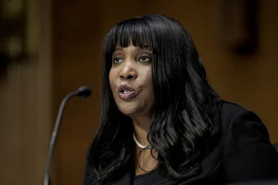 Demissão do Fed: Lisa Cook processará Trump, diz advogado