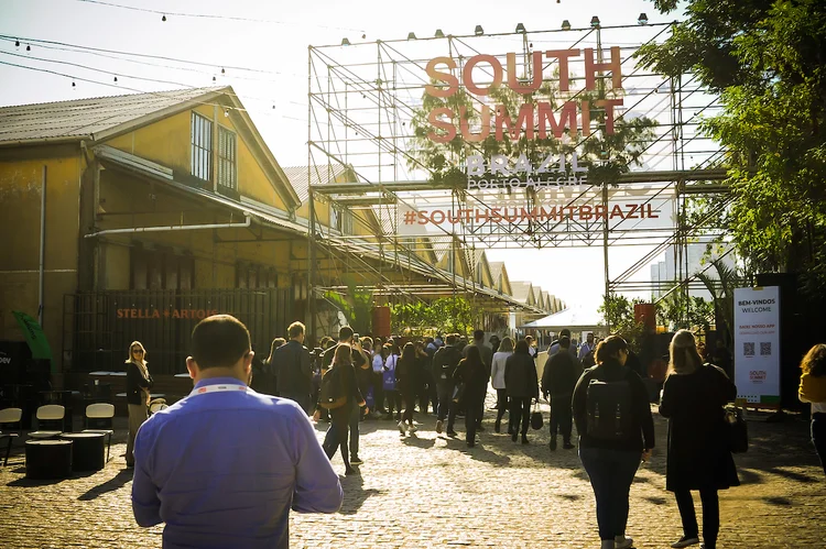 South Summit Brazil 2023: festival com competição entre startups dispostas a encontrar investidores será realizado de 29 a 31 de março, no Cais Mauá, em Porto Alegre (Ramiro Sanchez/Agência Preview/Divulgação)