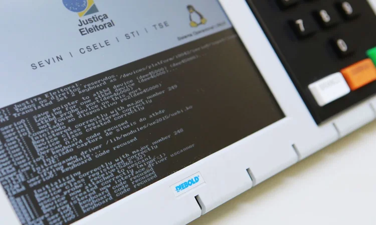TSE: Entre as declarações rebatidas pelo TSE está a de que um hacker 'teve acesso a tudo dentro' da corte eleitoral (Antonio Augusto/Ascom/TSE/Reprodução)