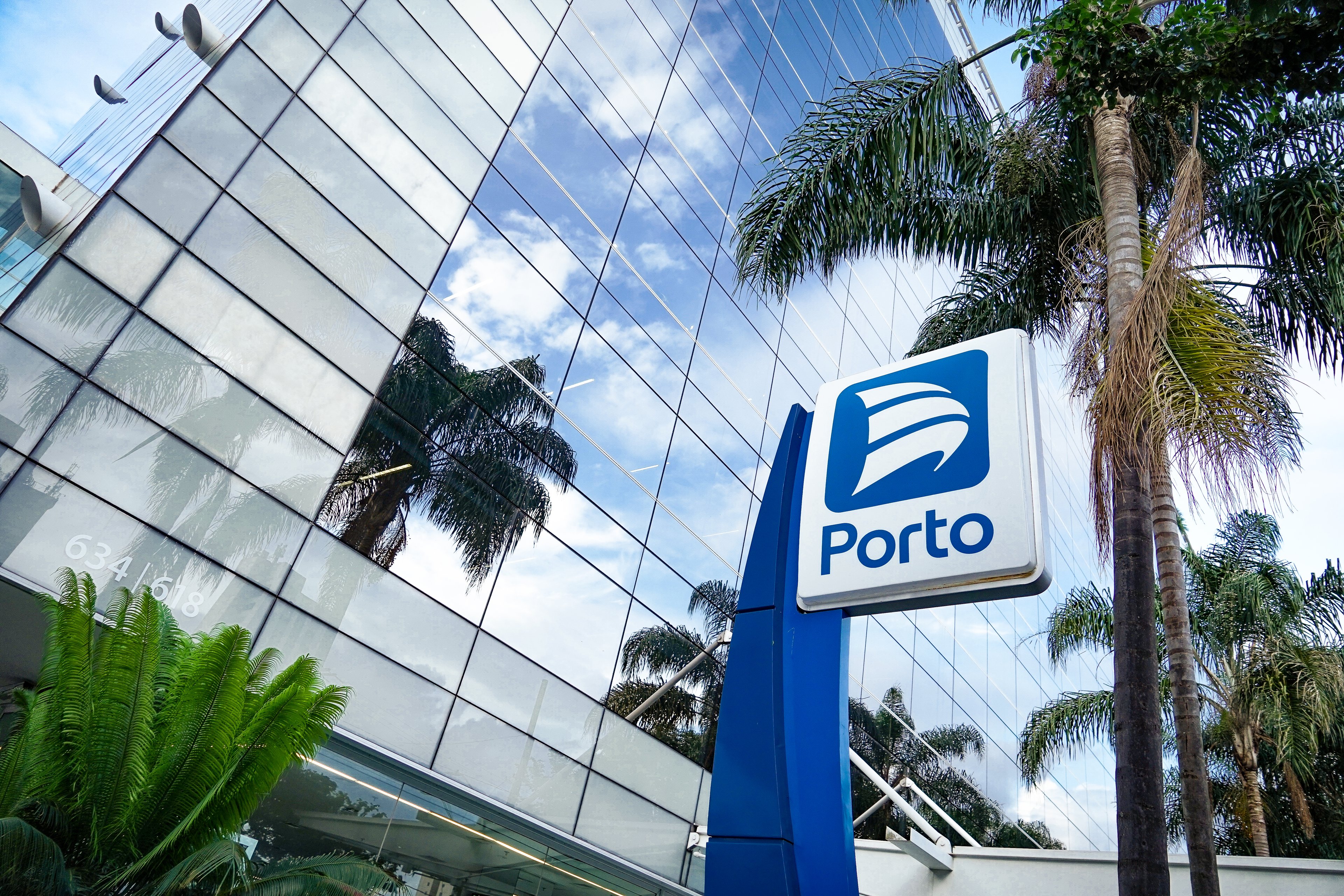 Porto oferece contrato CLT e formação profissional a estudantes de tech