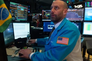 Nasdaq tem pior semana desde abril; setor de IA preocupa investidores