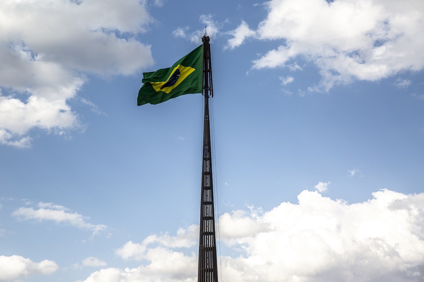 Com crescimento de 0,8%, o Brasil ficou na 17ª posição do ranking