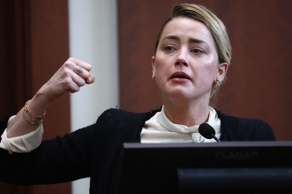 US-COURT-DEPP-HEARD Atriz Amber Heard durante julgamento civil contra Johnny Depp