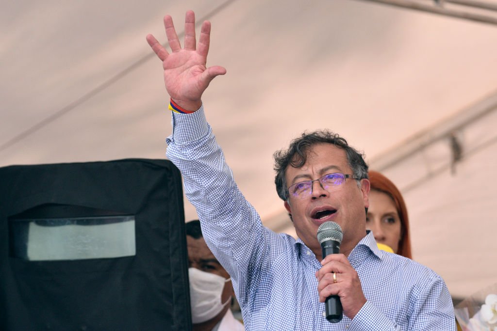 Gustavo Petro: candidato é eleito 1º presidente de esquerda da Colômbia (Guillermo Legaria/Getty Images)