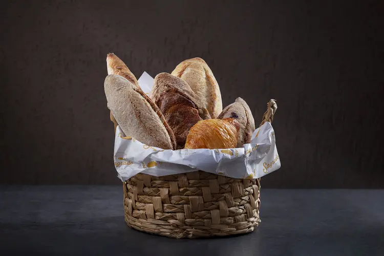 Cesta de pães da Sagrado Boulangerie. (Sagrado Boulangerie/Divulgação)