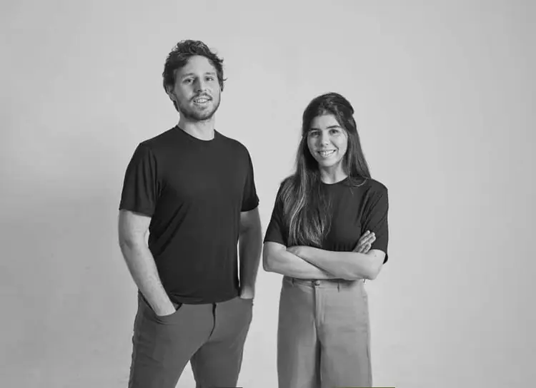 Yuri Gricheno e Carol Matsuse, fundadores da marca: tecnologia e onda athleisure (Insider/Divulgação)