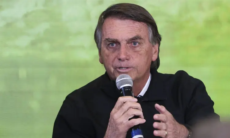 Bolsonaro: "No domingo, teremos a eleição mais importante do Brasil. É a volta do passado da corrupção ou a manutenção da paz e do trabalho (Tânia Rego/Agência Brasil)