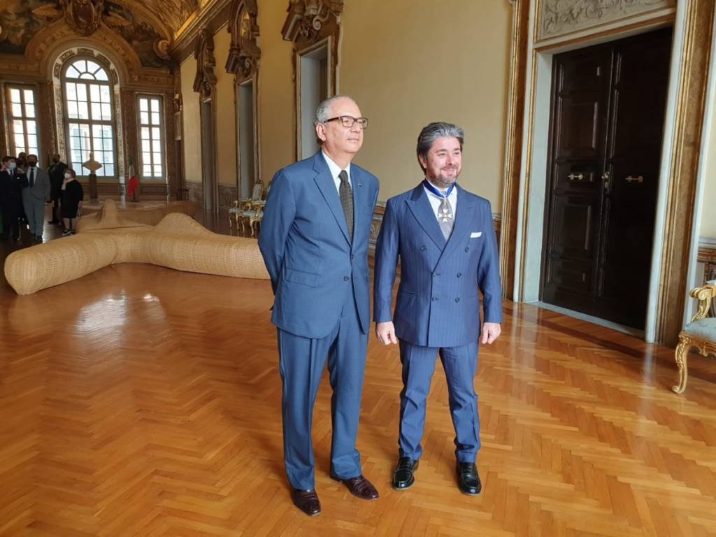 O Embaixador do Brasil na Itália, Helio Vitor Ramos Filho, conferiu o título de comendador para o presidente da Italcam, Graziano Messana (EXAME/Exame)