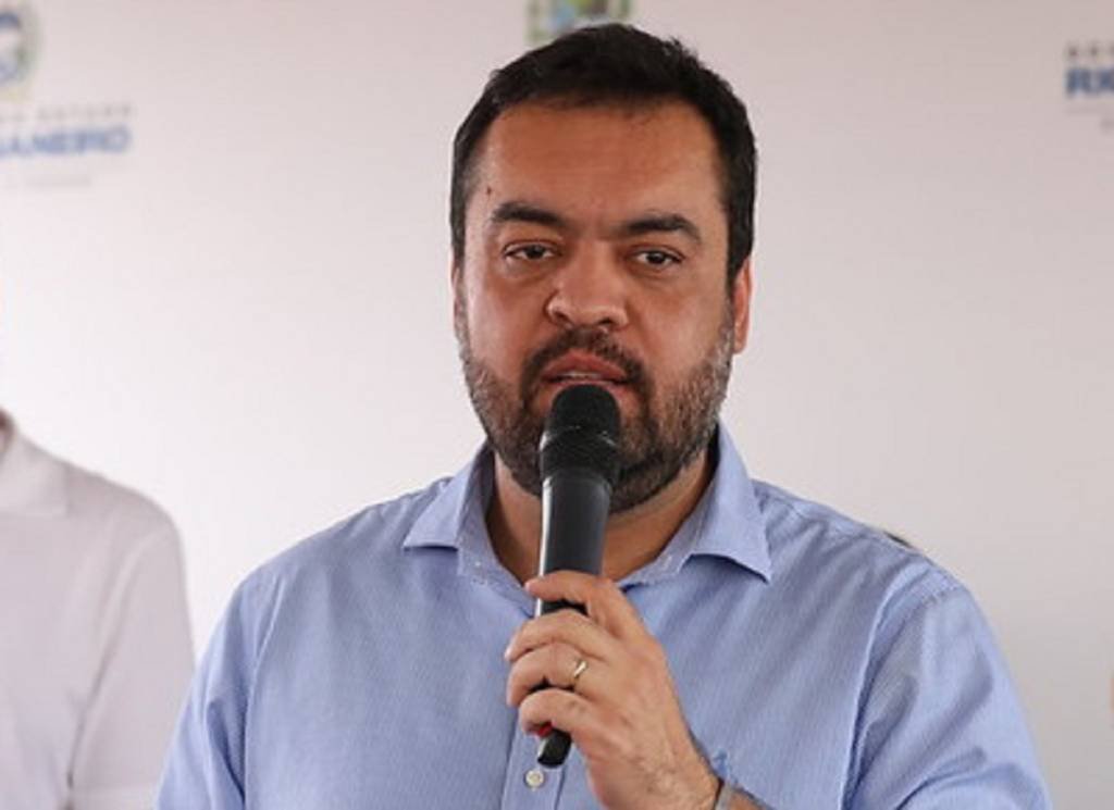 Cláudio Castro é denunciado pelo MP por abuso de poder na campanha a reeleição