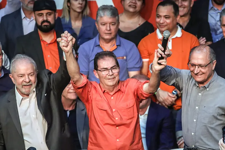 Lula, Paulinho da Força e Alckmin em evento que oficializa apoio do Solidariedade à chapa (WERTHER SANTANA/Estadão Conteúdo)