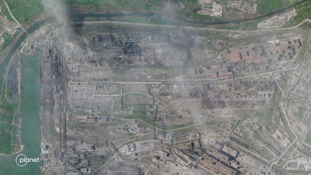 Guerra na Ucrânia: Mariupol após conflito entre militares ucranianos e russos Guerra na Ucrânia: Mariupol após conflito entre militares ucranianos e russos
