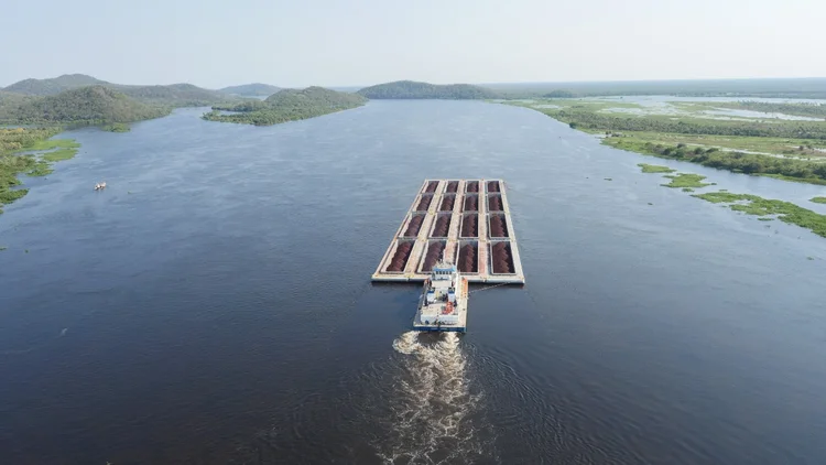 A hidrovia Paraguai-Paraná sofreu com uma seca histórica que prejudicou a navegação e o transporte de cargas (Hidrovias do Brasil/Divulgação)