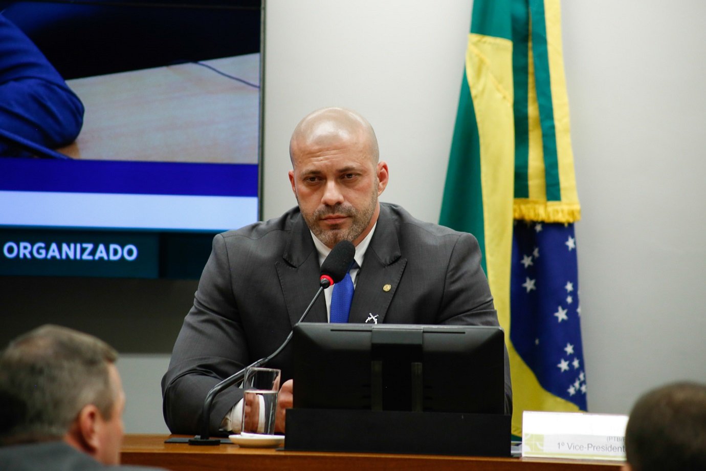 Alexandre de Moraes concede liberdade condicional a Daniel Silveira