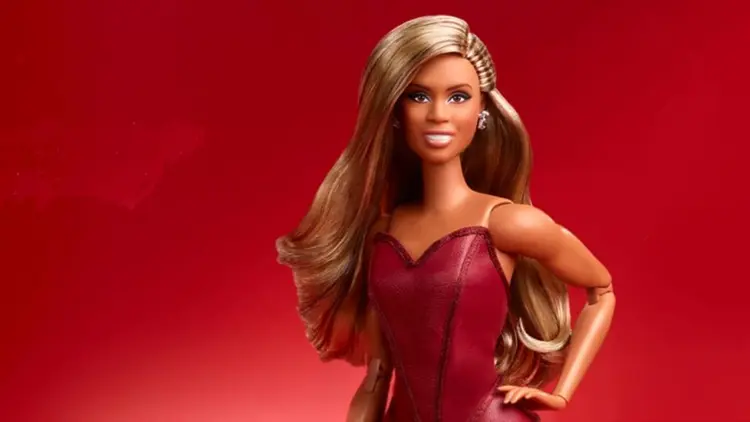 Primeira Barbie trans e negra é inspirada na atriz americana Laverne Cox (Mattel/Reprodução)